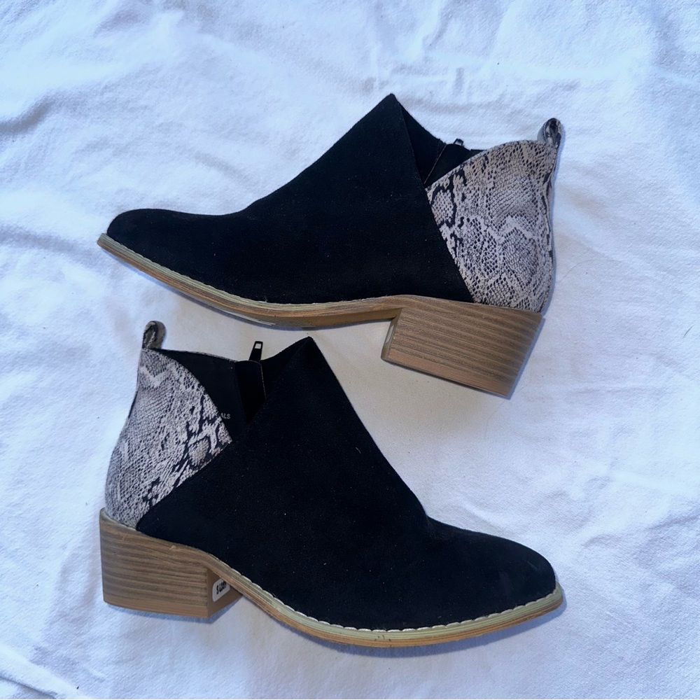 Corkys Booties
